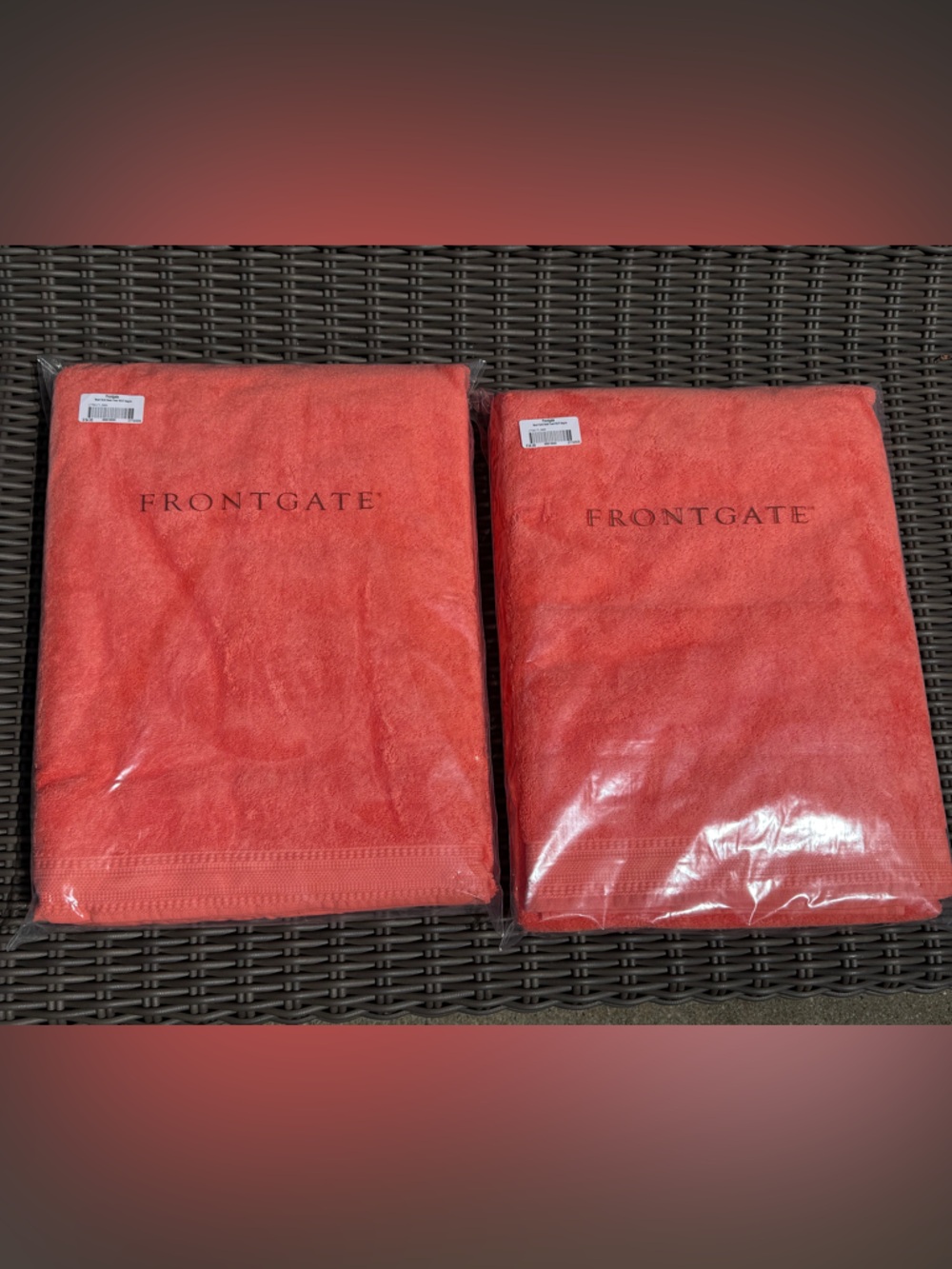 Frontgate Resort Solid Sangria Towels - Set of 2